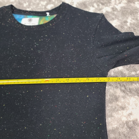 ON THE BYAS Pocket Galaxy Cosmic Colorful Crew Neck - Picture 11 of 13